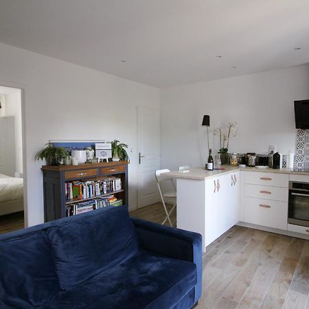 Appartement Avec Terrasse Privee, Plage A Pied Saint-Aubin-Sur-Mer  Bagian luar foto