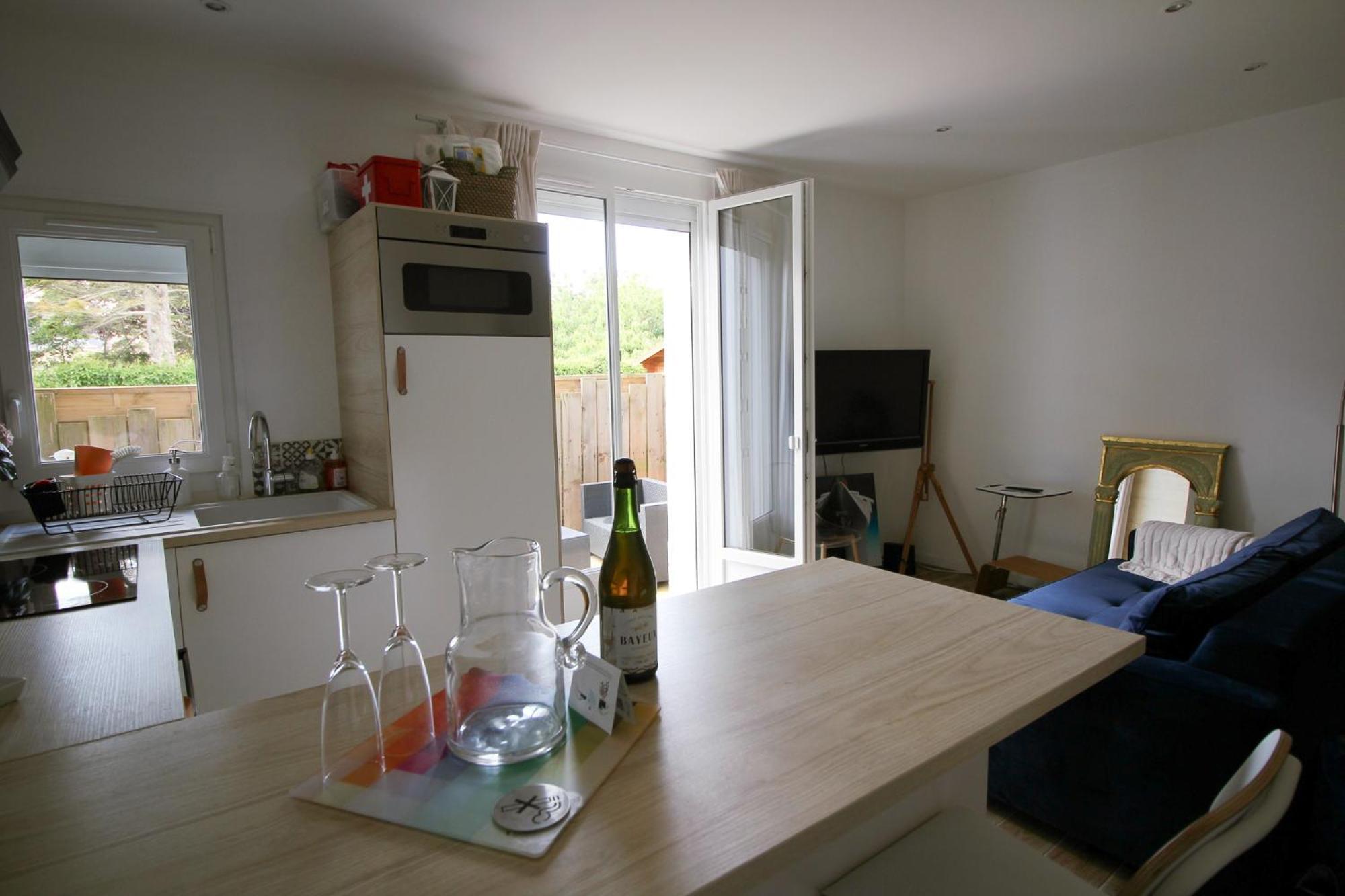 Appartement Avec Terrasse Privee, Plage A Pied Saint-Aubin-Sur-Mer  Bagian luar foto
